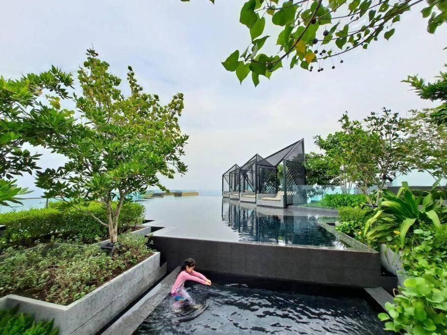 Downtown Chic Condo Rooftop Pool #En797 Pattaya Exterior foto