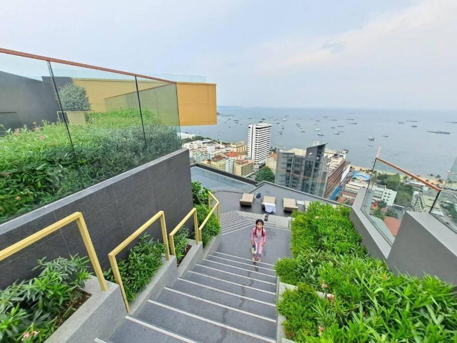 Downtown Chic Condo Rooftop Pool #En797 Pattaya Exterior foto