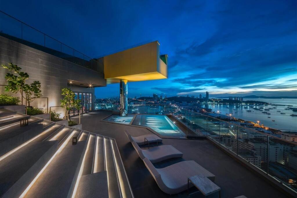 Downtown Chic Condo Rooftop Pool #En797 Pattaya Exterior foto